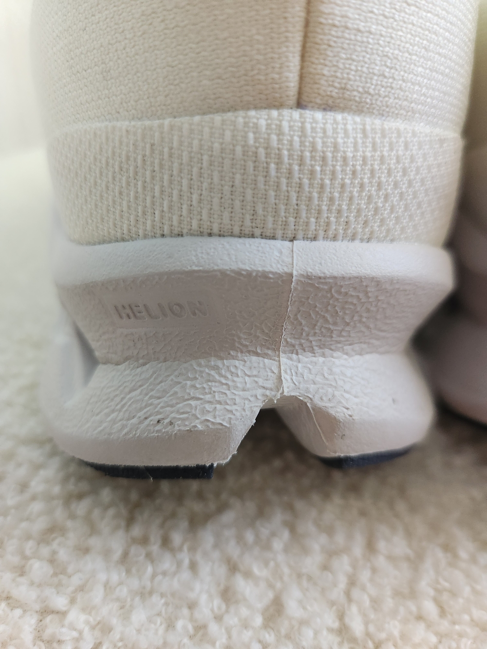 Men’s White Sneakers Size 8 - Picture 12 of 16